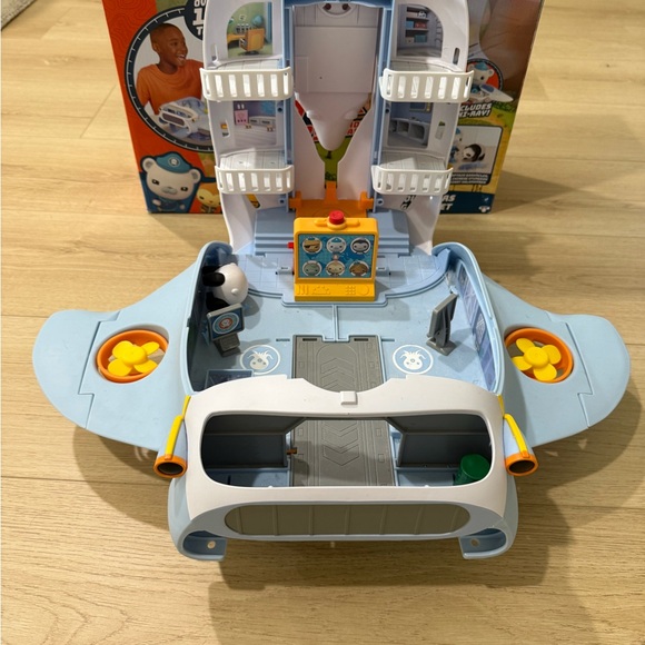 Octonauts Above & Beyond | Octoray Transforming Playset - Picture 3 of 6